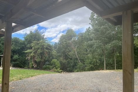 Photo of property in 31 Makahika Road, Levin, 5571