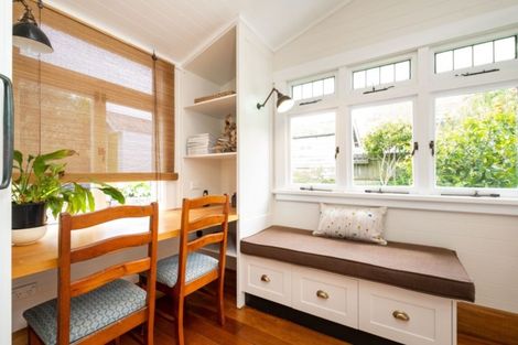 Photo of property in 28 Fitzroy Road, Bluff Hill, Napier, 4110