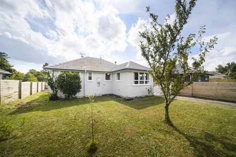 Photo of property in 5 Tilbury Avenue, Hokowhitu, Palmerston North, 4410