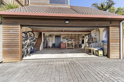 Photo of property in 11 Baxter Way, Karori, Wellington, 6012