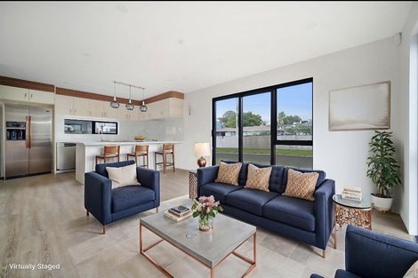Photo of property in 8 Tiraumea Drive, Pakuranga, Auckland, 2010