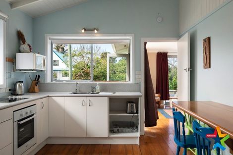 Photo of property in 16 Tatai Road, Bowentown, Waihi Beach, 3177