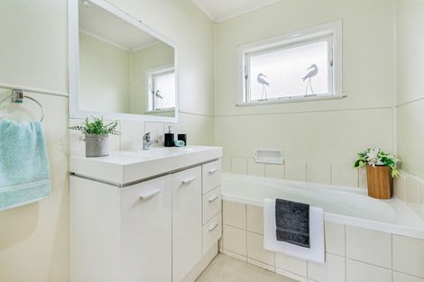 Photo of property in 54 Heath Street, St Andrews, Hamilton, 3200