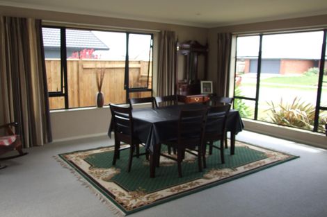 Photo of property in 3 Branigan Parade, Kelvin Grove, Palmerston North, 4414