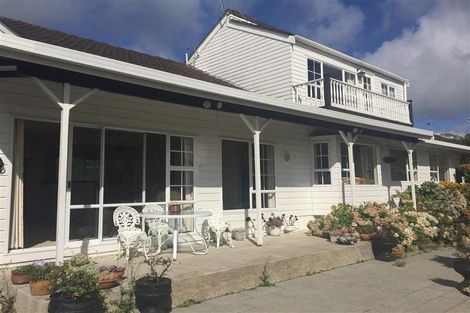 Photo of property in 116 Chelsea View Drive, Chatswood, Auckland, 0626