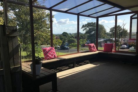 Photo of property in 14 Murvale Drive, Bucklands Beach, Auckland, 2014