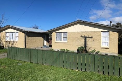 Photo of property in 74 Brandon Street, Featherston, 5710