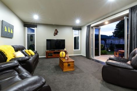 Photo of property in 17 Tallentire Crescent, Huntington, Hamilton, 3210