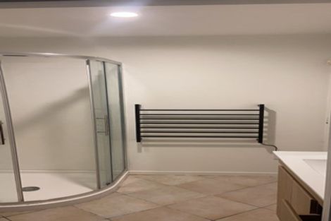 Photo of property in 1/14 Beatrice Avenue, Hillcrest, Auckland, 0627