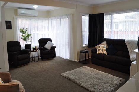 Photo of property in 57 Kowhai Avenue, Ebdentown, Upper Hutt, 5018