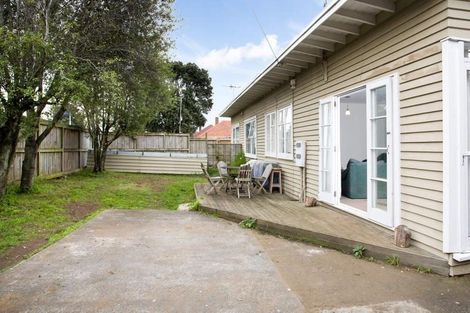 Photo of property in 58 Tripoli Road, Panmure, Auckland, 1072