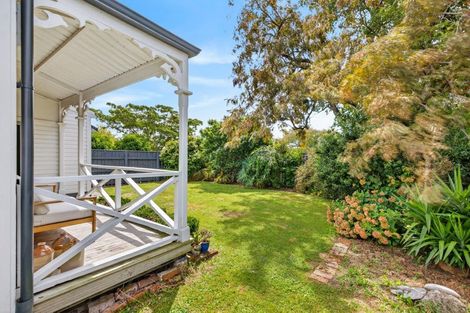 Photo of property in 707 Victoria Street, Parkvale, Hastings, 4122