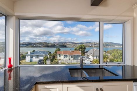Photo of property in 38 Waiuta Street, Titahi Bay, Porirua, 5022