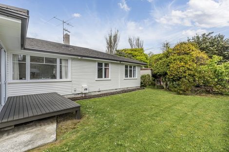 Photo of property in 10 Findlay Street, Tawa, Wellington, 5028