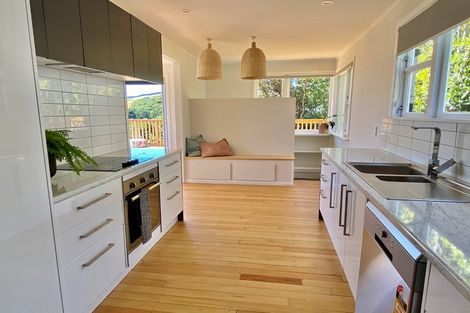 Photo of property in 24 Taupo Crescent, Plimmerton, Porirua, 5026