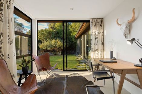 Photo of property in 2 Buckler Court, Jacks Point, Queenstown, 9371