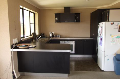 Photo of property in 3 Branigan Parade, Kelvin Grove, Palmerston North, 4414