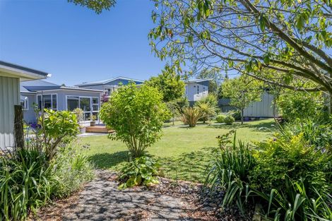 Photo of property in 14 Kawiu Road, Levin, 5510