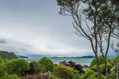 Photo of property in 19 Dillon Street, Lowry Bay, Lower Hutt, 5013