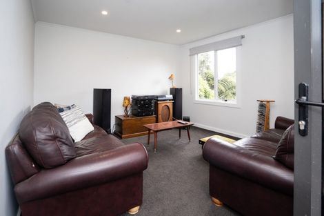 Photo of property in 136 Frankley Road, Frankleigh Park, New Plymouth, 4310