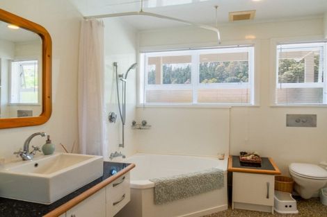 Photo of property in 10 Lakeview Place, Whakatane, 3120