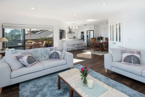 Photo of property in 1 Luana Way, Bucklands Beach, Auckland, 2014