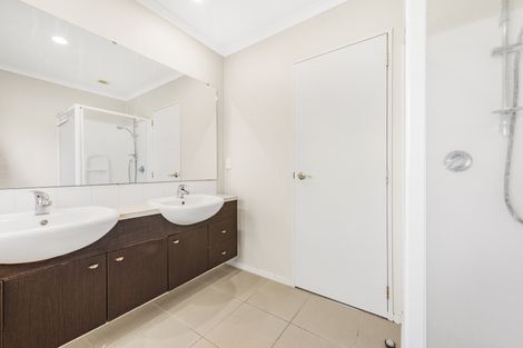 Photo of property in 11 Allerton Place, Wattle Downs, Auckland, 2103