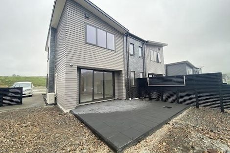 Photo of property in 50 Oakum Road, Whitby, 5024