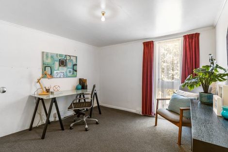 Photo of property in 69 Lynden Avenue, Hillcrest, Auckland, 0627