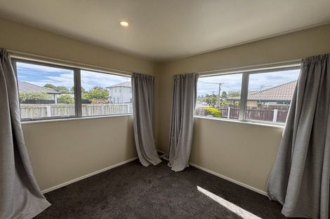 Photo of property in 1/2 Wildwood Avenue, Wainoni, Christchurch, 8061