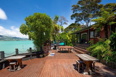 Photo of property in 90 Point Road, Monaco, Nelson, 7011