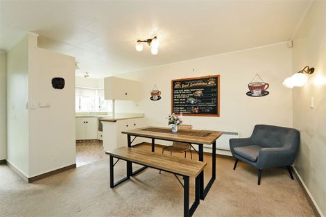 Photo of property in 3/805 Heretaunga Street East, Parkvale, Hastings, 4122