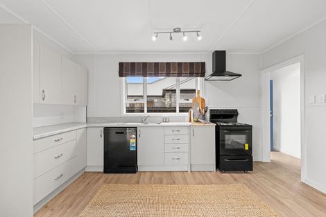 Photo of property in 123 Kennedys Bush Road, Halswell, Christchurch, 8025