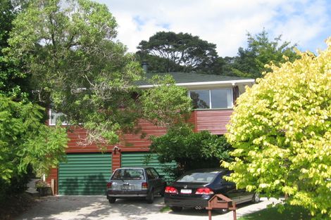 Photo of property in 24 Lemnos Place, Titirangi, Auckland, 0604