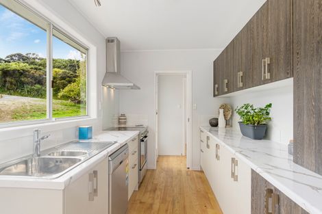 Photo of property in 112a Ti Point Road, Ti Point, Leigh, 0985