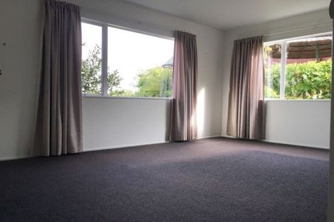 Photo of property in 730 East Coast Road, Pinehill, Auckland, 0632