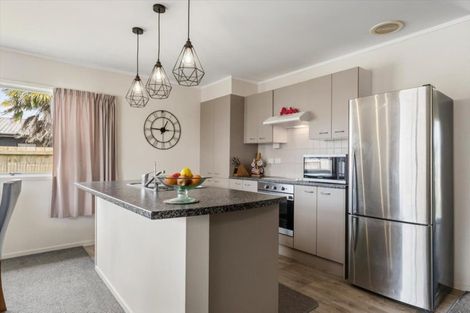 Photo of property in 13 Macloughlin Drive, Te Puke, 3119