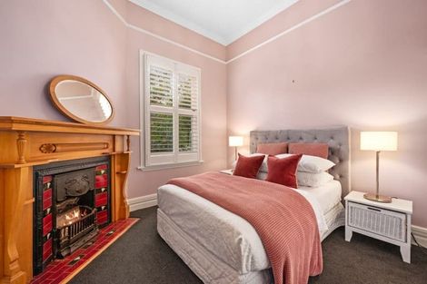 Photo of property in 58 Hinemoa Street, Birkenhead, Auckland, 0626