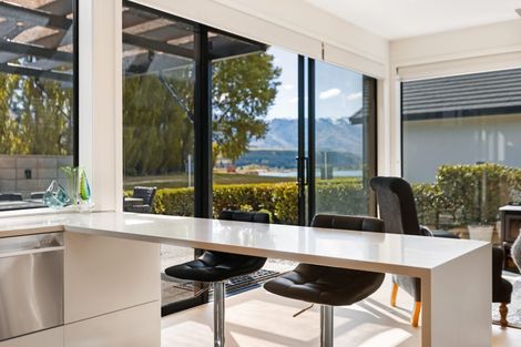 Photo of property in 2b Alpha Street, Cromwell, 9310