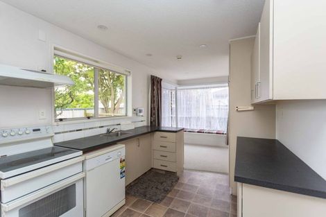 Photo of property in 39 Camden Street, Redwood, Christchurch, 8051