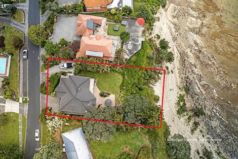 Photo of property in 24 Cliff Road, Torbay, Auckland, 0630