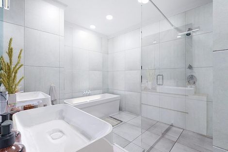 Photo of property in 4 Kirkbride Road, Mangere Bridge, Auckland, 2022