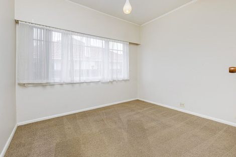 Photo of property in 8 Hamilton Road, Papatoetoe, Auckland, 2025