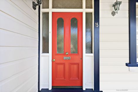 Photo of property in 15 Herald Terrace, Berhampore, Wellington, 6023