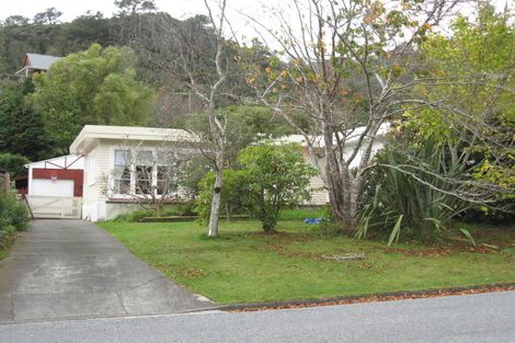 Photo of property in 89 Horoeka Street, Stokes Valley, Lower Hutt, 5019