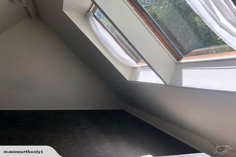 Photo of property in 10 Old Pine Valley Road, Dairy Flat, Silverdale, 0992