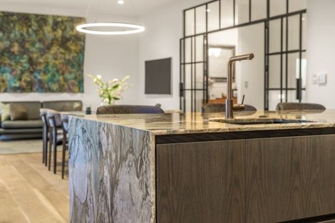 Photo of property in 19 Kerr Street, Devonport, Auckland, 0624