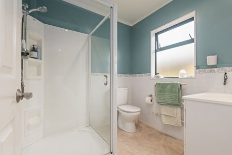 Photo of property in 9 Brookside Close, Highbury, Palmerston North, 4412