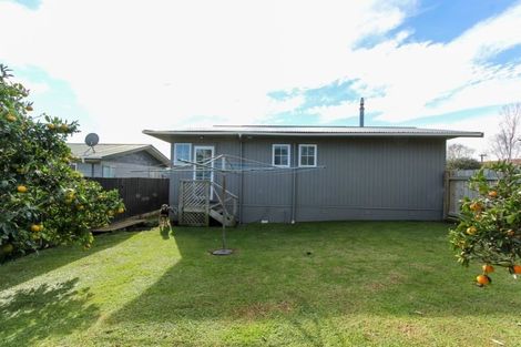 Photo of property in 114 Wairau Road, Oakura, 4314