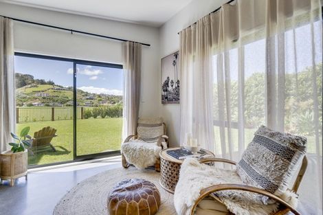 Photo of property in 105 Puketapu Road, Taradale, Napier, 4112